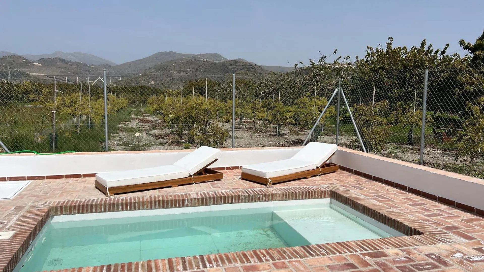 Cortijo Cantalobos Almuñécar 0*,